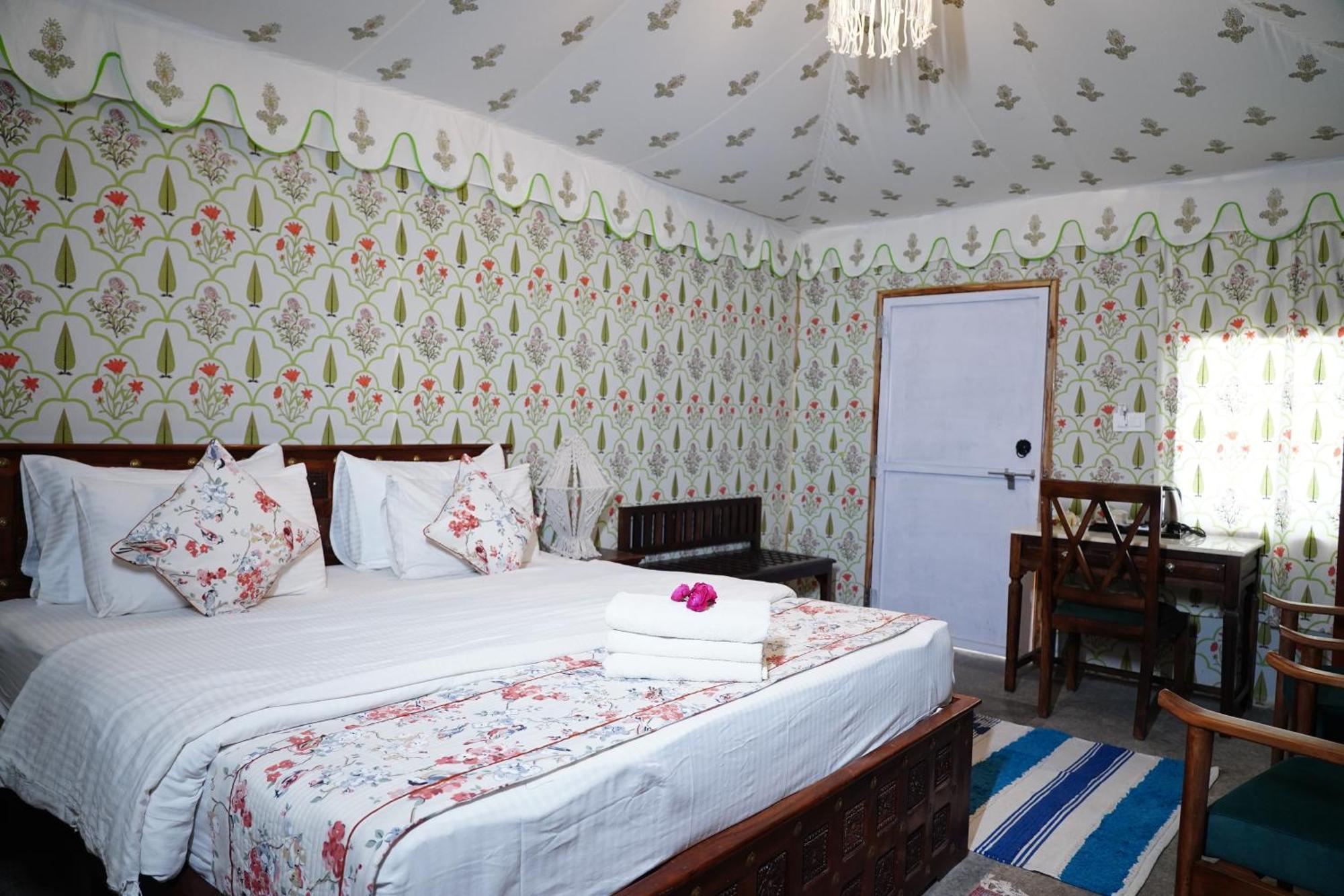 Heli Pushkar Otel Dış mekan fotoğraf